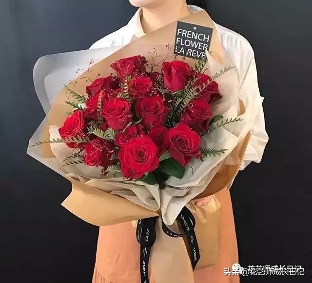 玫瑰花从1到99朵的花语是什么,1到19朵玫瑰花语是什么