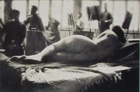 历史上那些拍出天价的不穿衣服的女性？究竟有什么样魅力？值钱