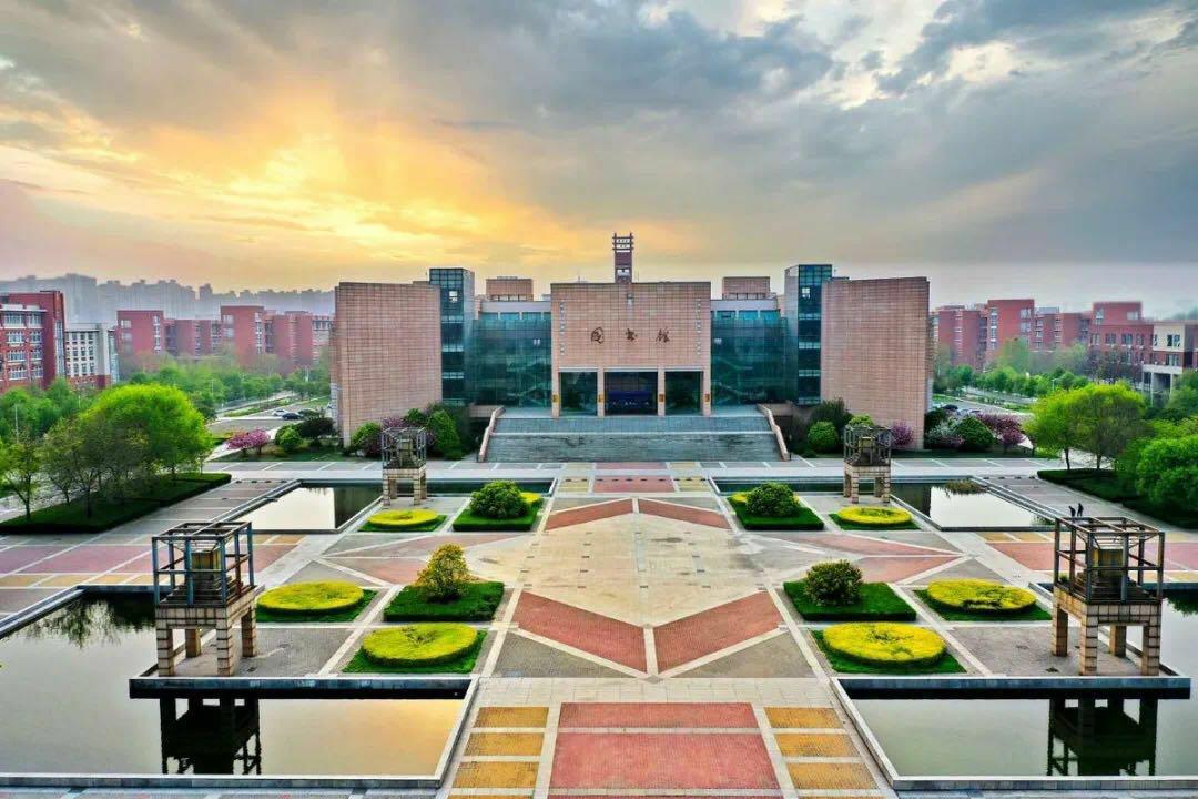 郑州大学考研复试线一览表,郑州大学录取分数线2020