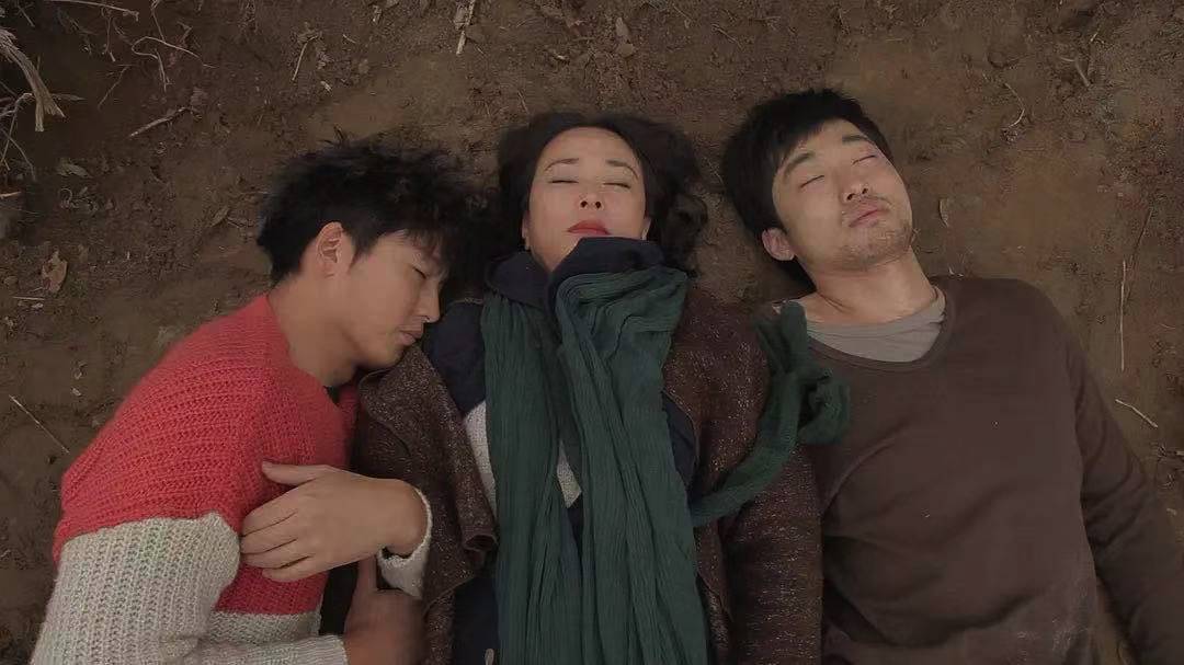 *虐性**、*力暴**、畸恋毁三观他都占了，要怎么评价这个“变态”导演？