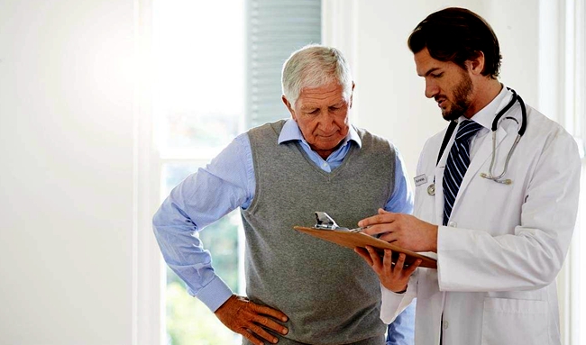 老人胃出血昏迷不醒怎么办,老人突发胃出血晕倒