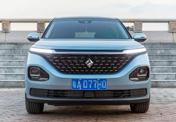 选车看品牌还是看配置,选车看什么价格