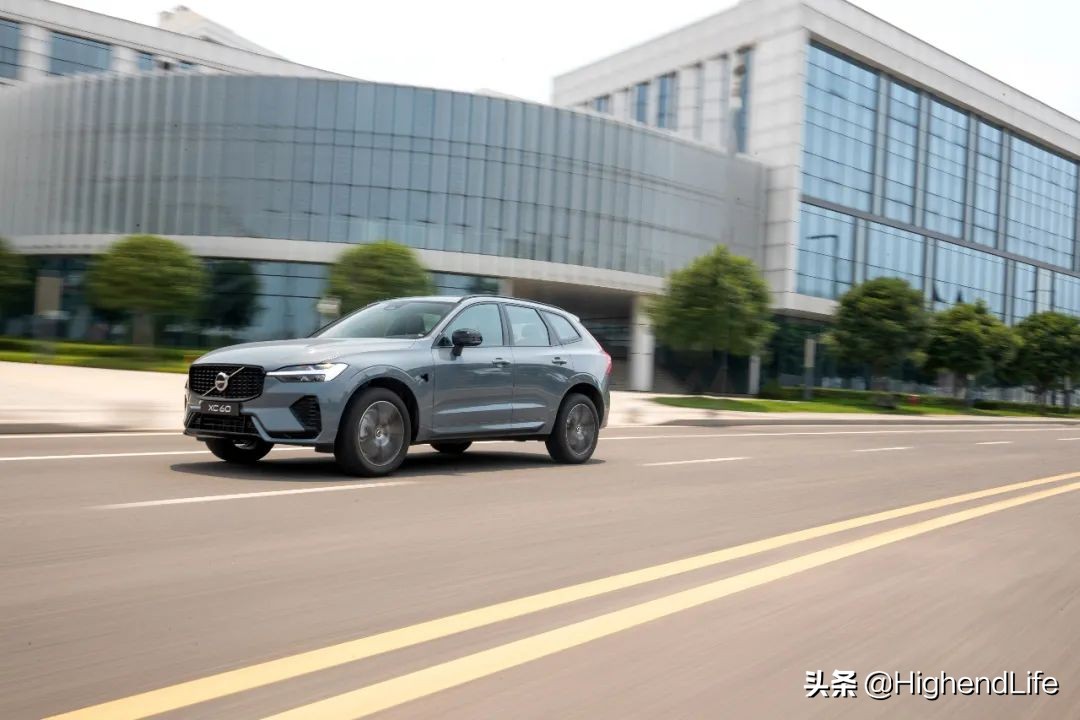 成都沃尔沃xc603.0t,成都沃尔沃s90试驾