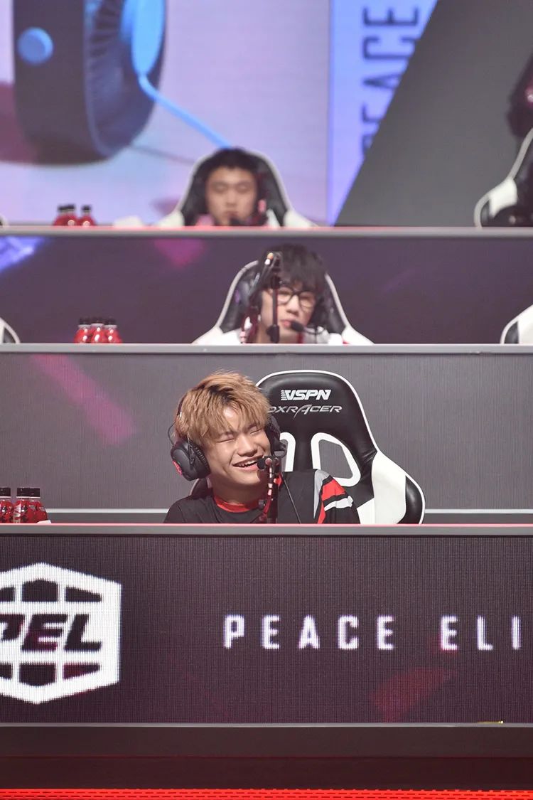 普通的追梦人|PEL群像:为梦想奋斗的普通工作者们