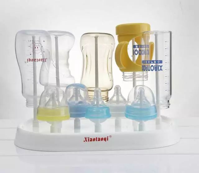 冲奶粉时用到了哪些方法加快溶解,育儿师冲奶粉的正确方法