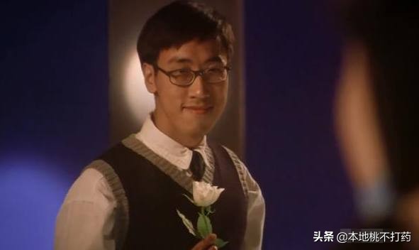 作为一个汽车修理员随身带个扳手,汽车修理工随身带个扳手