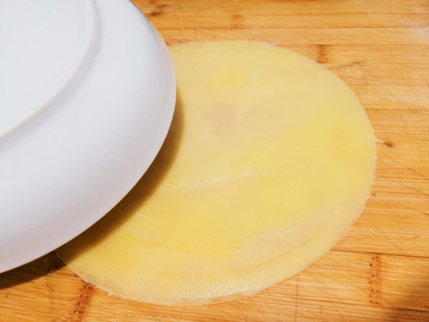 榴莲千层是用什么做的,榴莲千层放冷冻还是冷藏