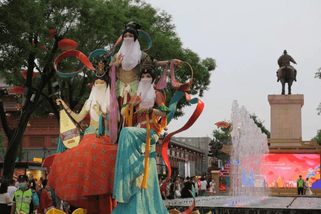 西安最新的街区,西安的国潮风格街区