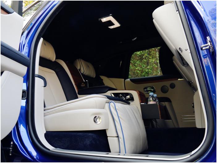 试驾劳斯莱斯古思特新款,新款劳斯莱斯古思特沉浸式体验