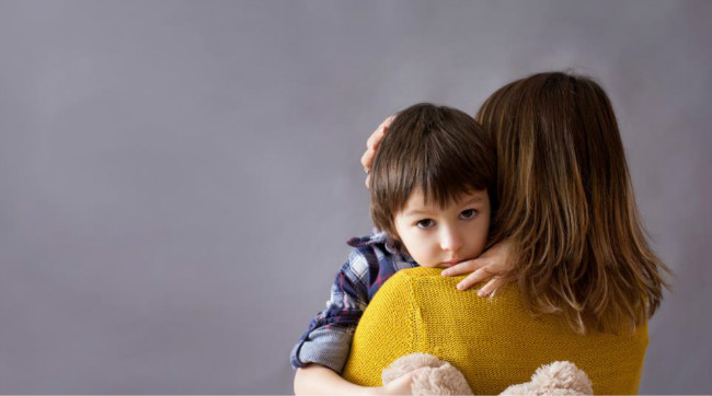 孩子老是在家跟父母吵架怎么办,父母闹别扭如何调解