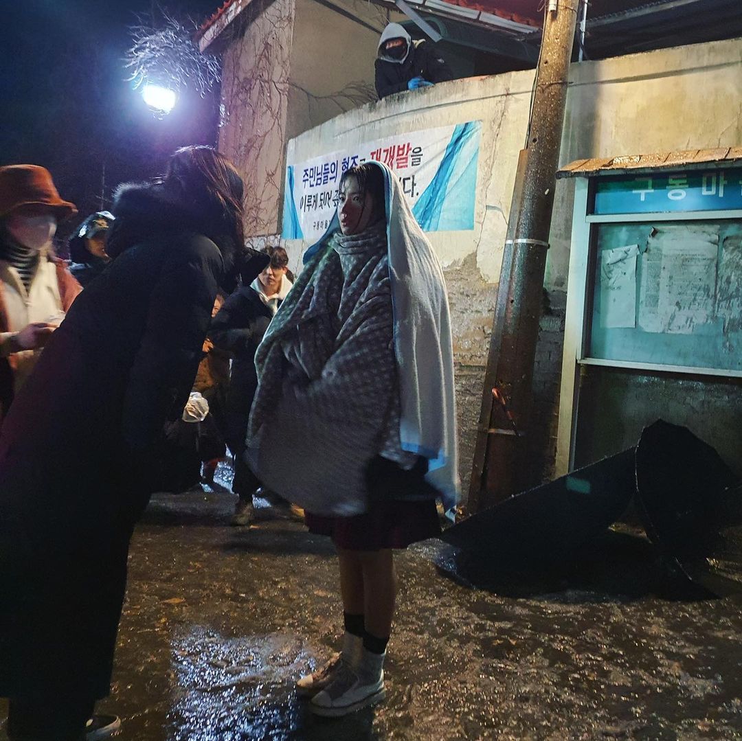 韩剧女明星同款鞋,韩素希同款鞋阿甘鞋