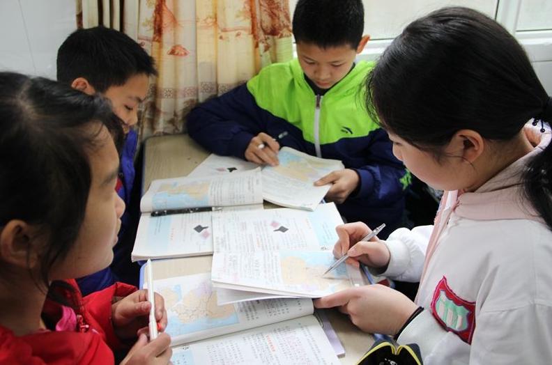 小学生字体如何写成印刷体,小学生字体对比