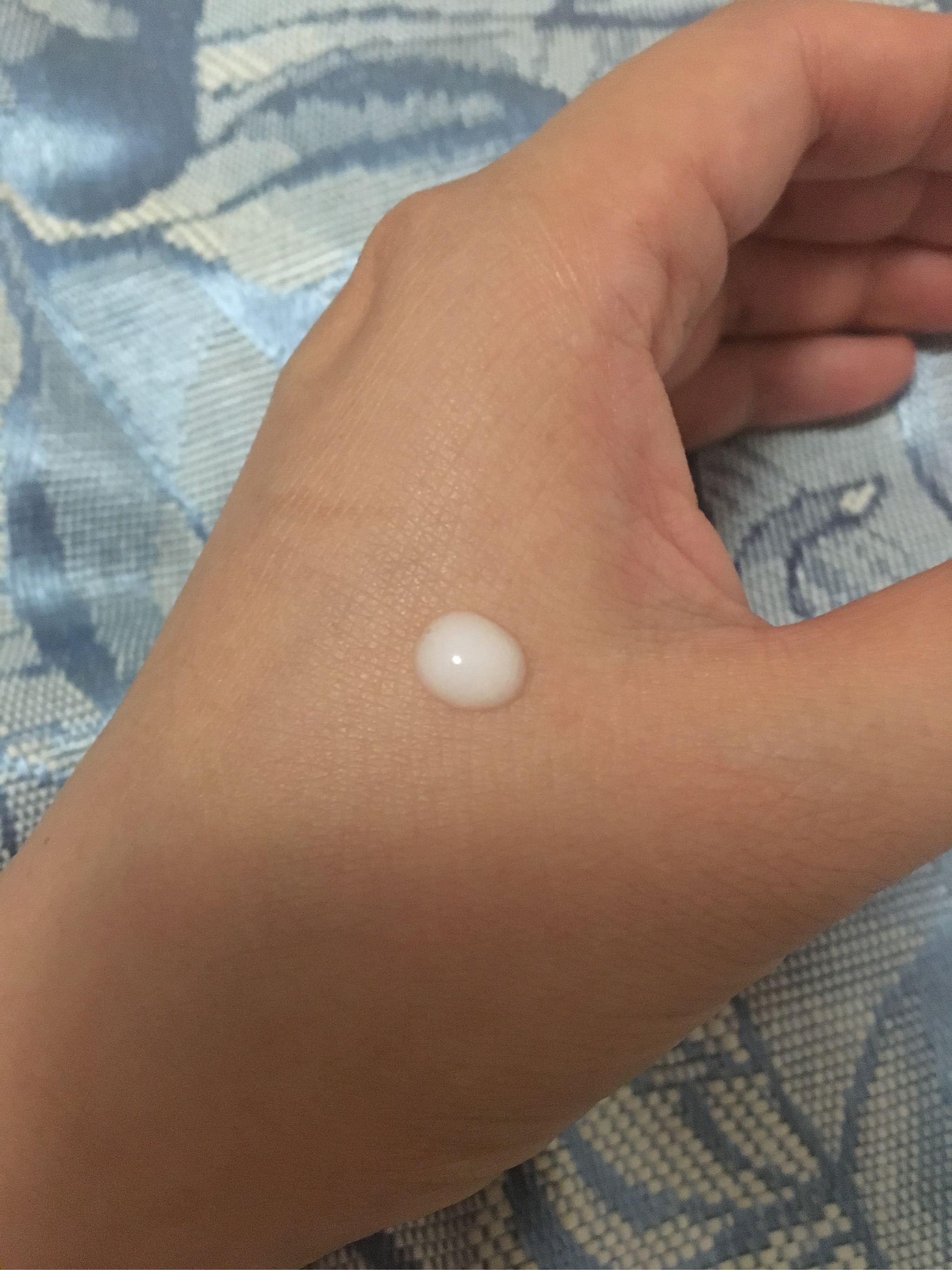 olay玉兰油光感小白瓶怎么使用,olay玉兰油光感小白瓶图片