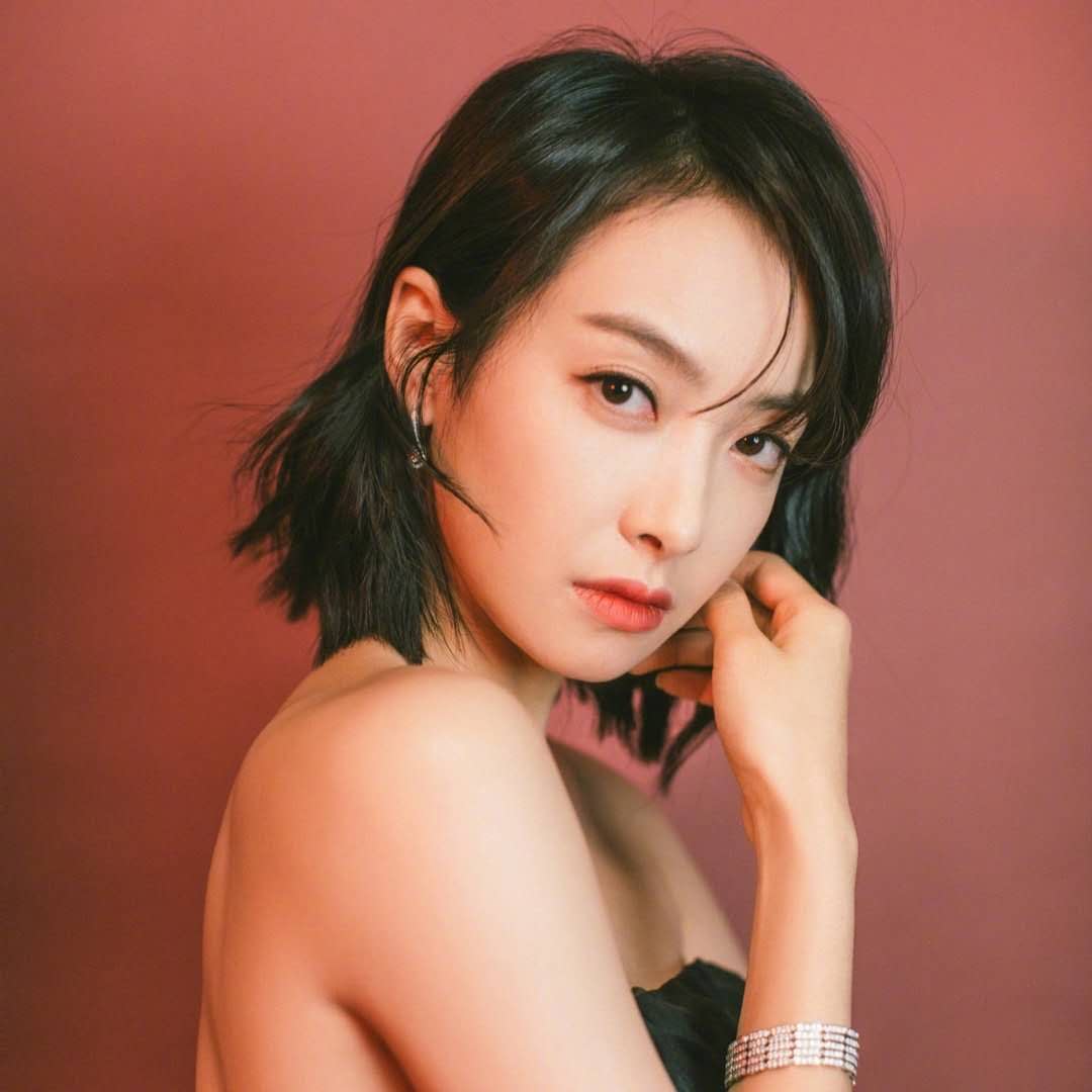 修饰脸型好看又显气质,修饰脸型显脸长发型