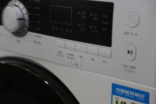 论穿衣服的重要性,论着装的重要性