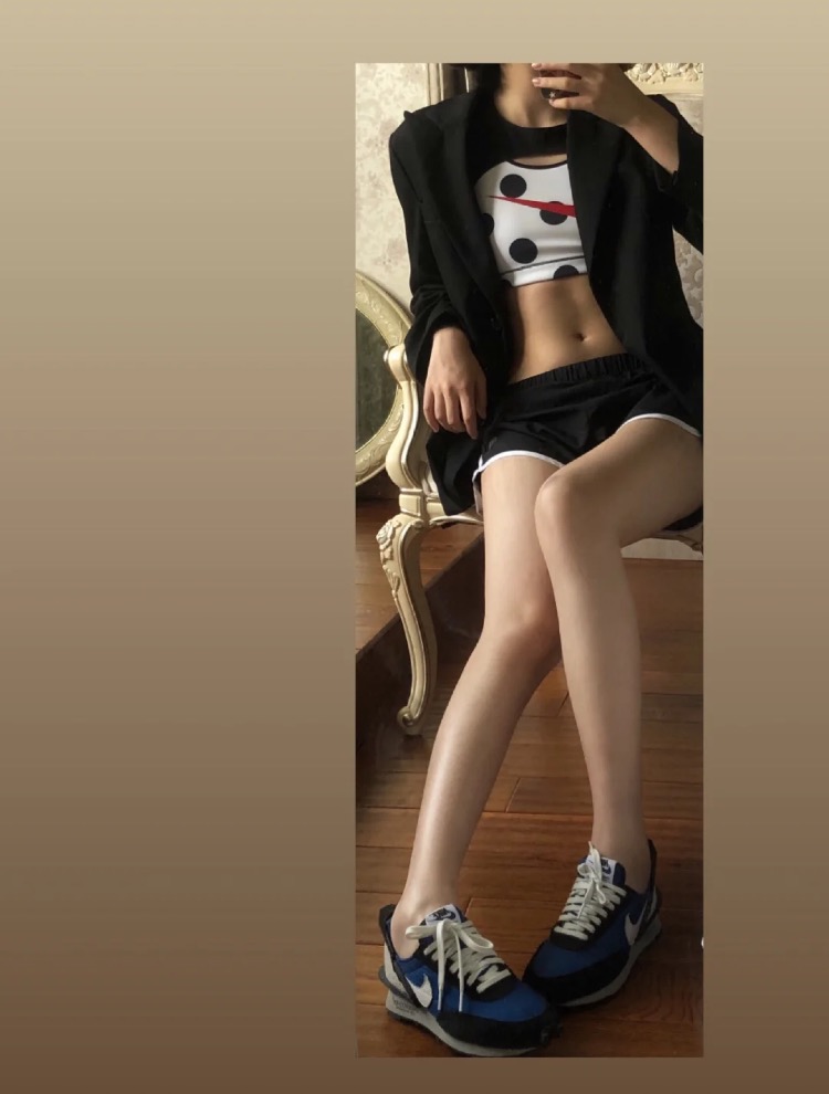 健身房穿搭不重样，Nike联名运动内衣开挂了