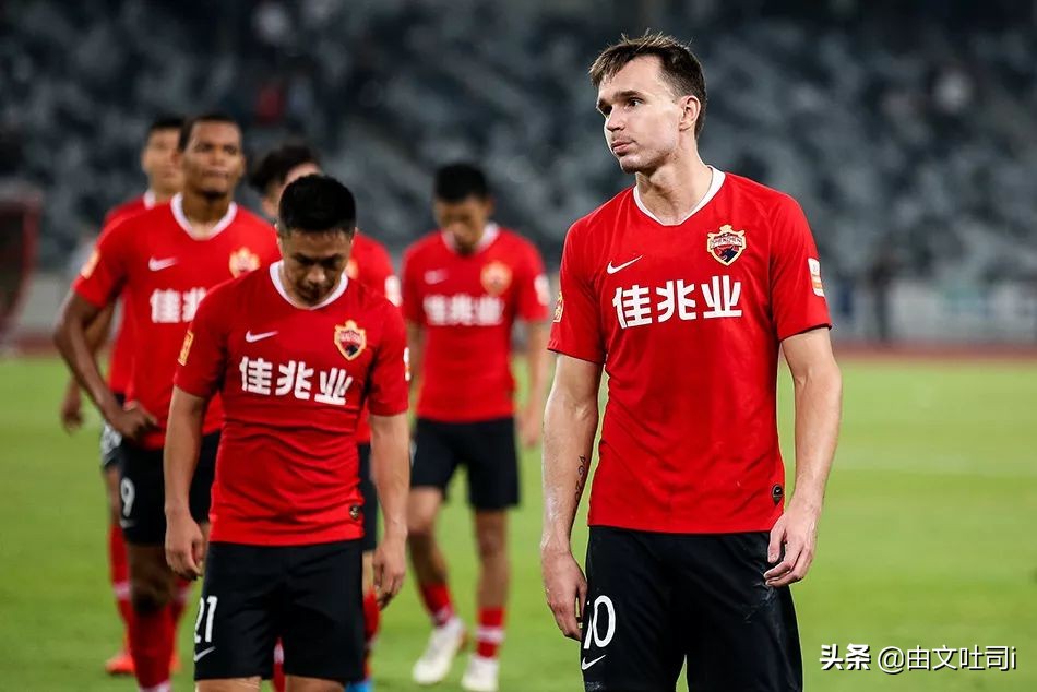 深圳足球青训俱乐部收费,深圳中超票价