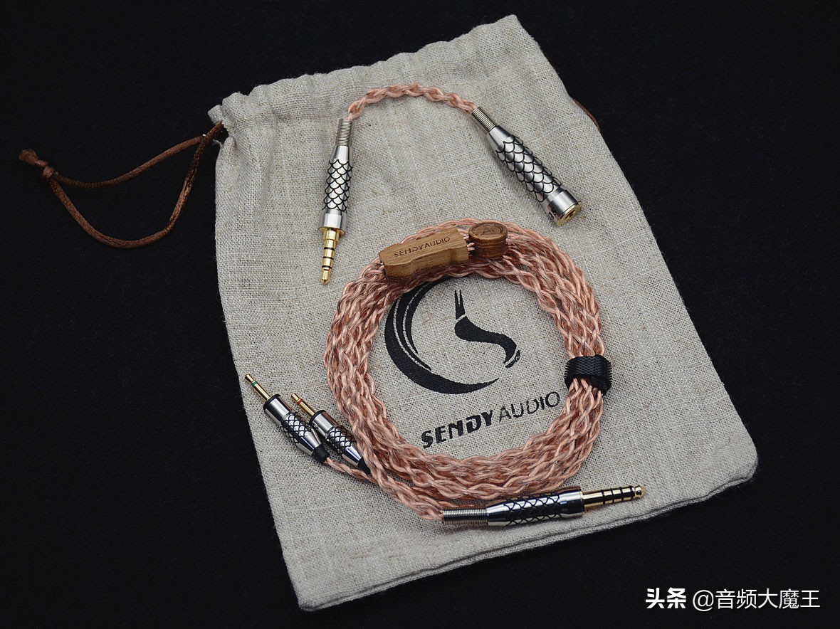 木匠与美人——SendyAudio黑美人Aiva开箱篇