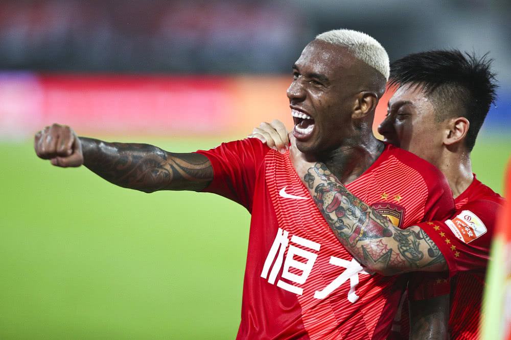 恒大韦世豪进球集锦,恒大韦世豪亚冠