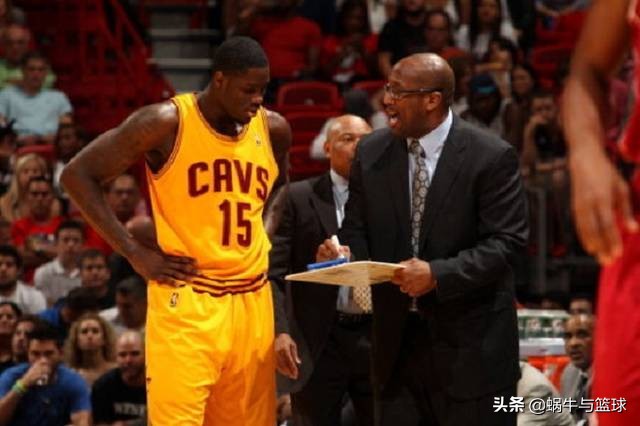 安东尼本内特和奥登,本内特奥登和夸梅布朗