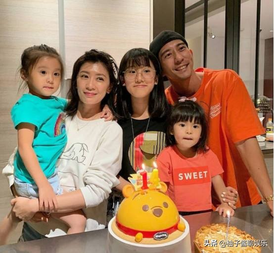 贾静雯自曝童年遭遇,贾静雯谈到童年阴影至今心有余悸