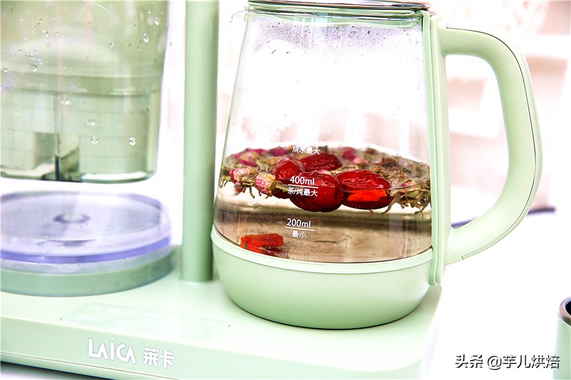 什么花茶煮着好喝又满屋茶香,夏日自制茉莉花茶茶饮