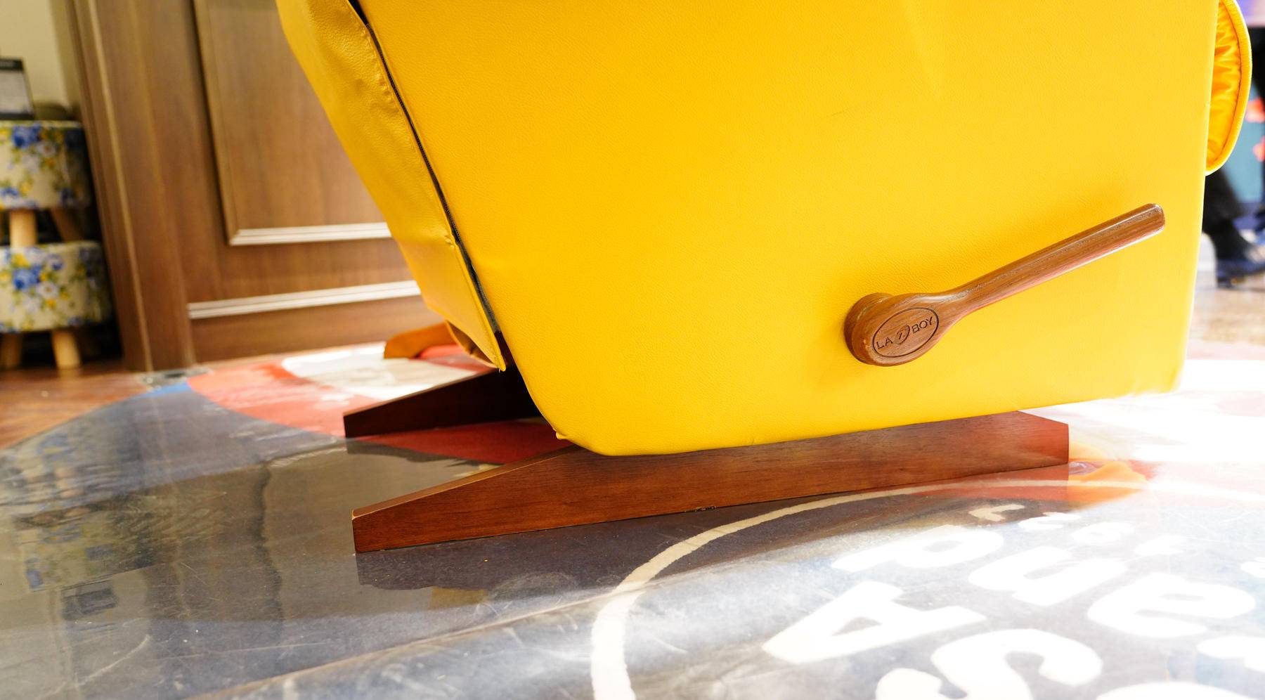 乐至宝沙发和芝华仕哪个档次高,乐至宝和芝华仕一万多沙发哪个好