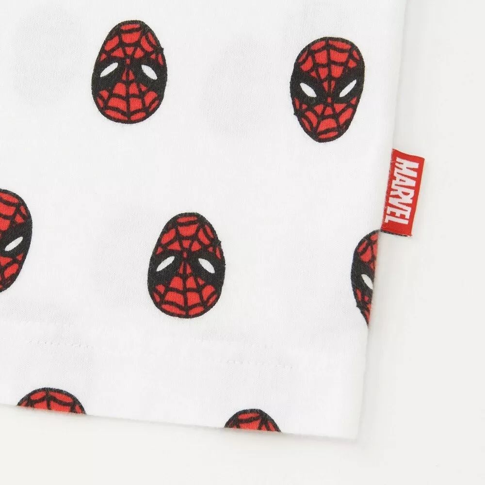 大招来了ac米兰,抢疯了的优衣库联名