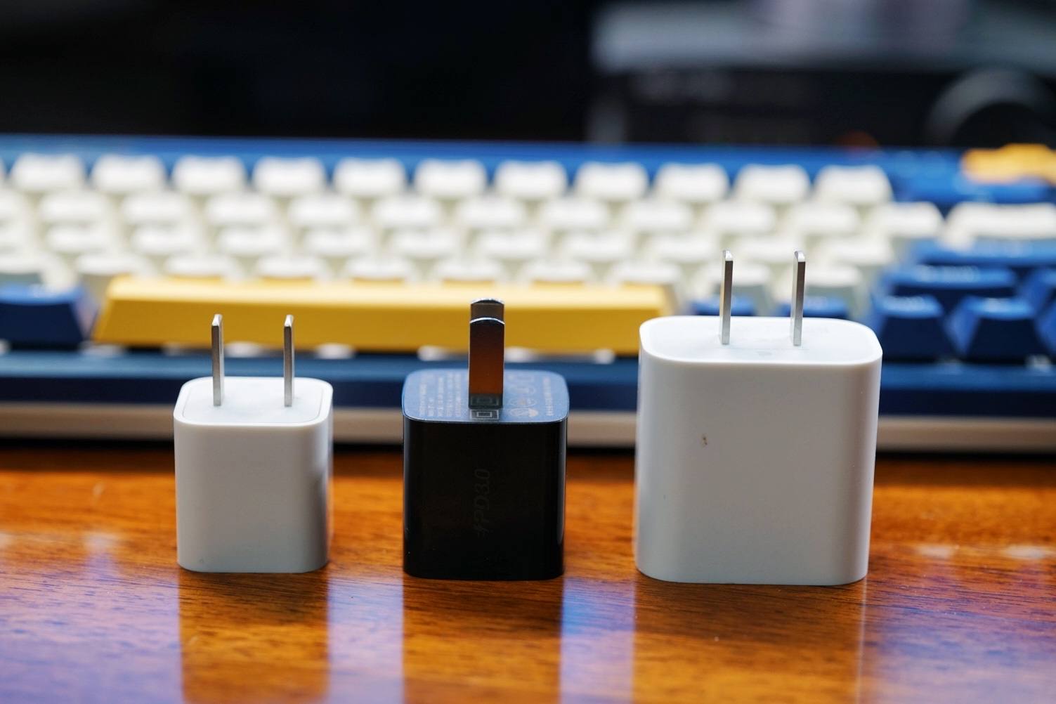 苹果周边配件,苹果手机原装周边产品全推荐