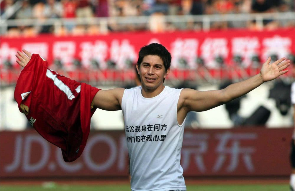 恒大功勋球员宣布退役,恒大昔日功勋离队后重回巅峰