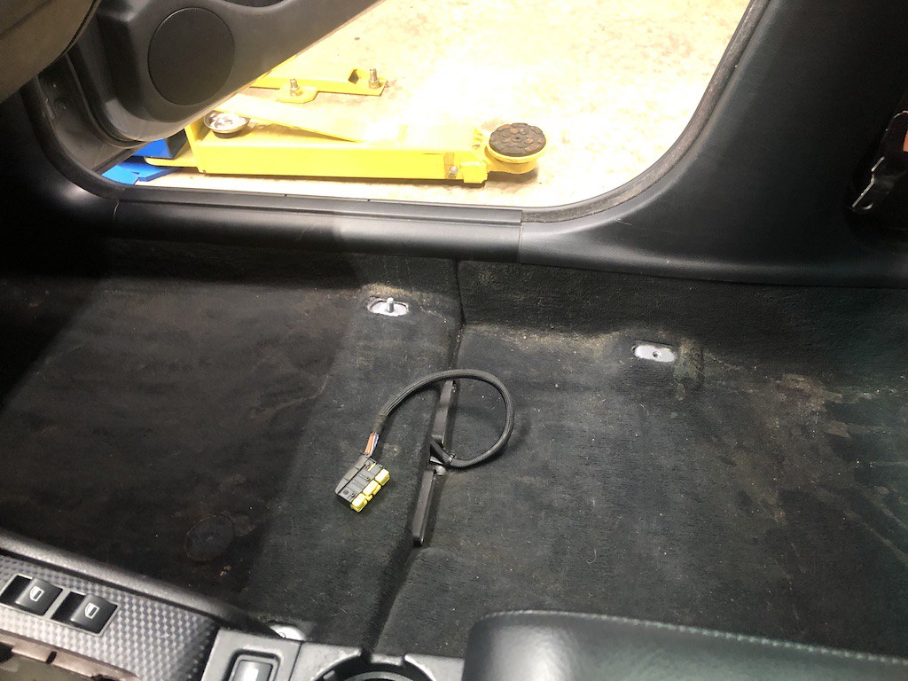 05年宝马3系整理：用宝来换来的抛锚车在专业修理工手中变废为宝