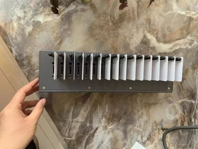 一部手机搞垮上市公司，让星巴克一天损失1000万！...