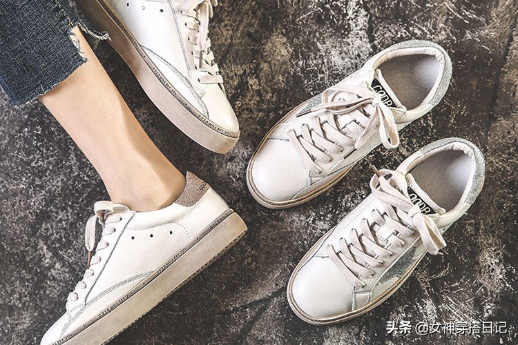 女人脚大穿什么鞋显脚小,女生脚宽脚背高应该怎么挑鞋