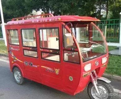 你还敢坐三轮“摩的”吗？已有乘客摔下殒命……