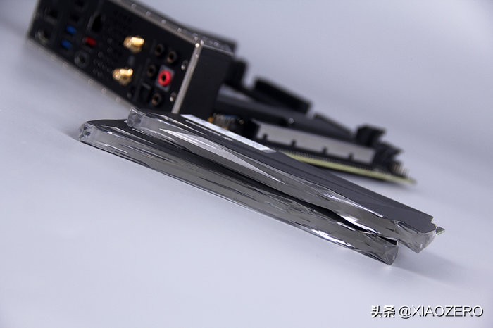 旧瓶装新酒，微星Z490IUNIFY暗影黑龙，安钛克CUBEITX装机展示