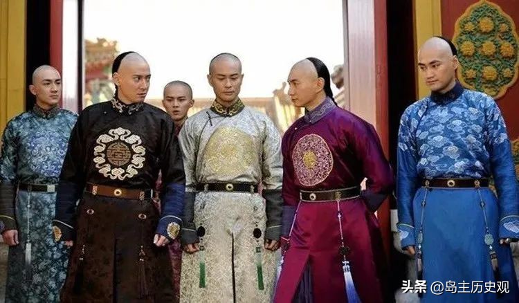 清朝12帝，为什么只有雍正登基后兄弟们需要避讳改名？