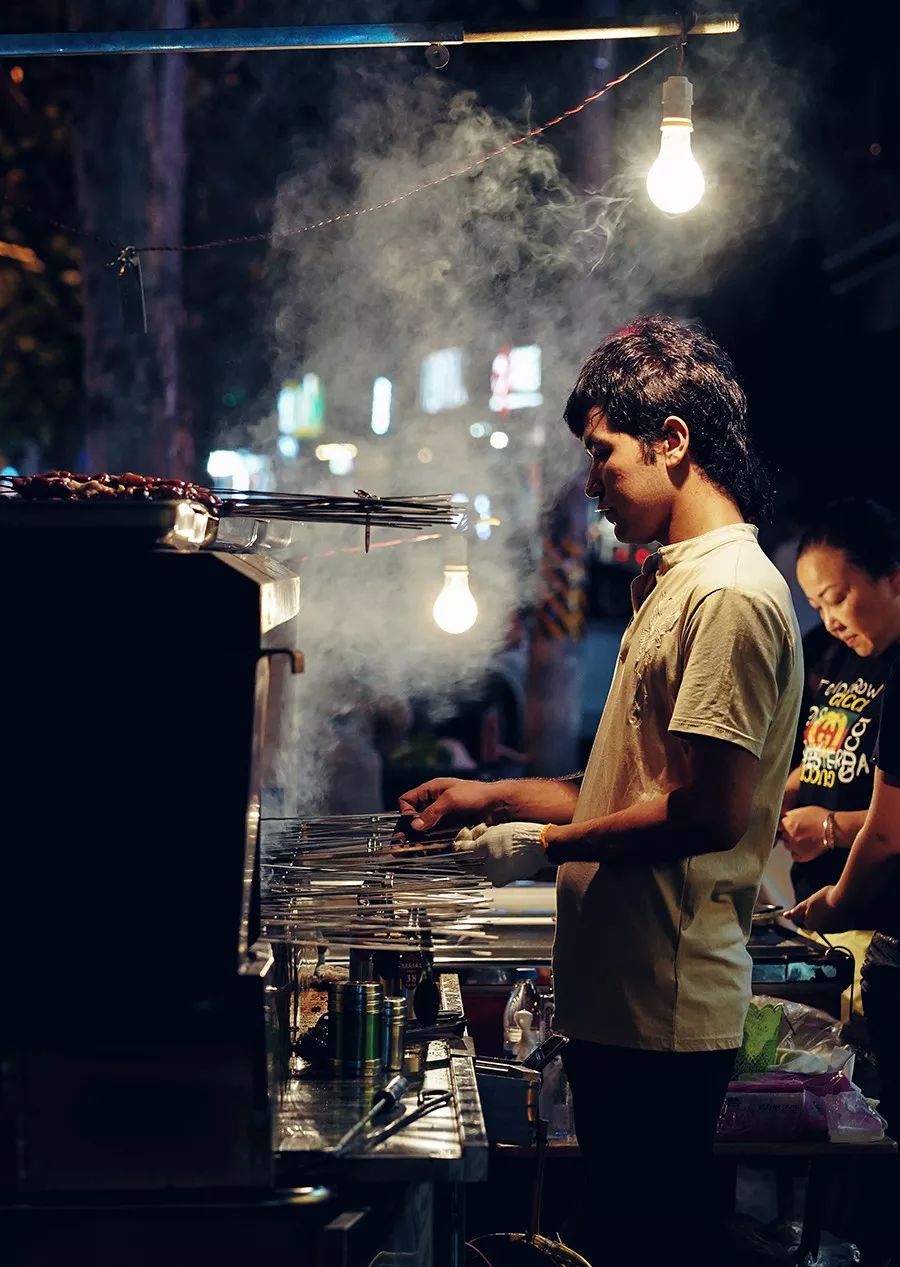 上海街边羊肉串排名,上海烤羊肉串的好店推荐