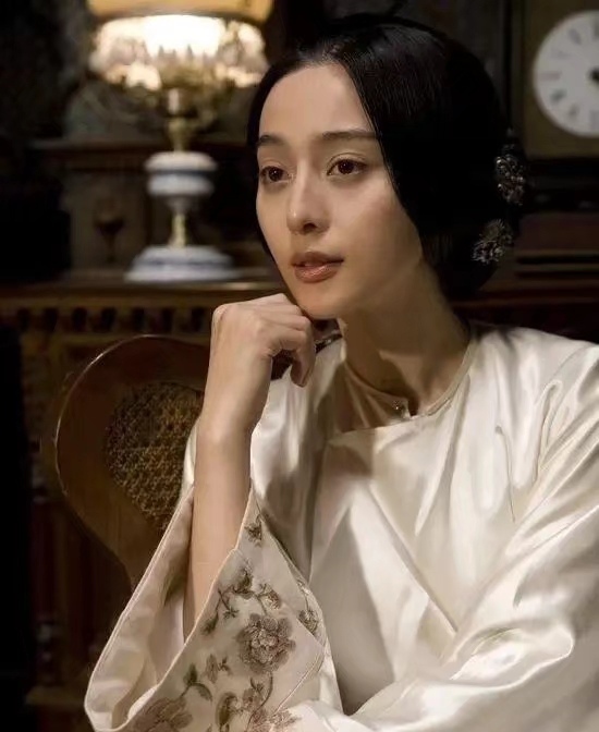 范冰冰高清美图完整版迅雷下载,范冰冰高清美图手机壁纸