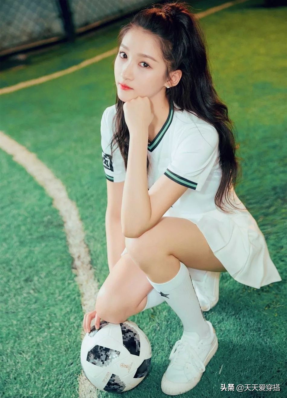 鞠婧祎杨幂关晓彤多少岁,关晓彤鞠婧祎杨紫杨幂