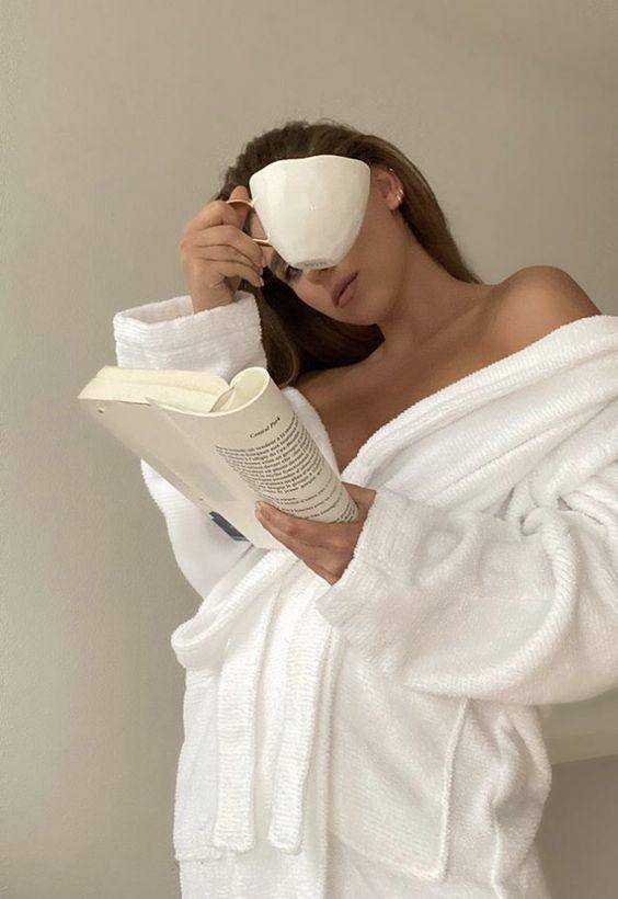 一直在美白却越来越黑的原因,为什么用了美白精华反而黑了