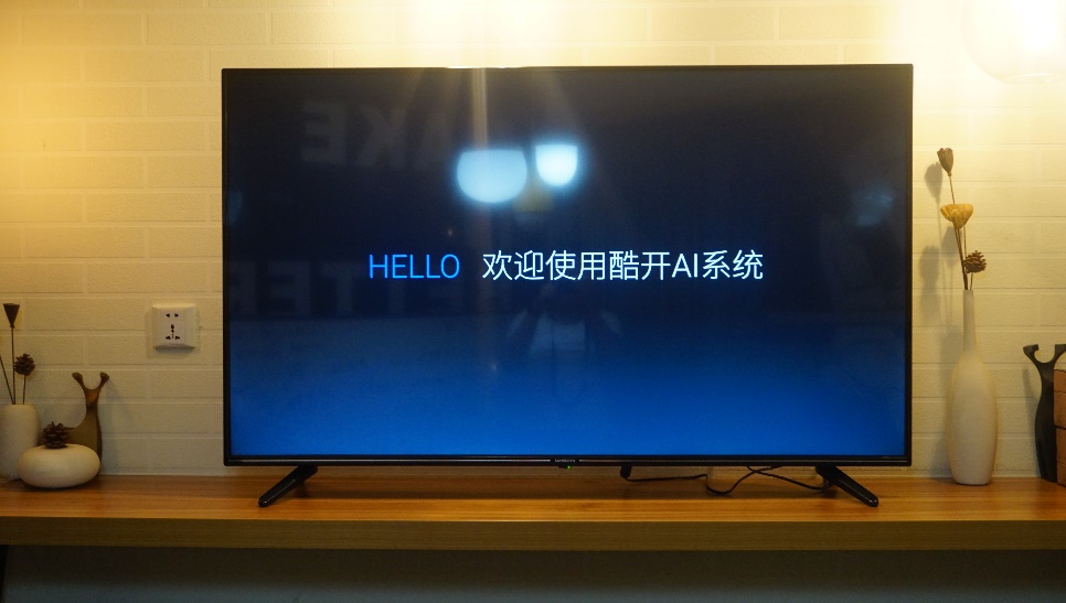 价格最低的远场语音电视，功能怎么样？创维55E33A评测