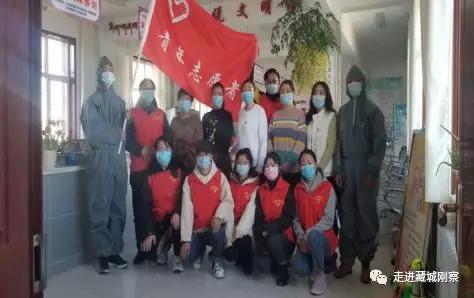 巾帼逆行者撑起抗击疫情半边天,抗击疫情中的巾帼逆行者的朗诵