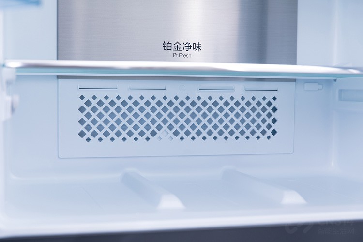 选冰箱主要关注配置,美的冰箱465和471哪个性价比高