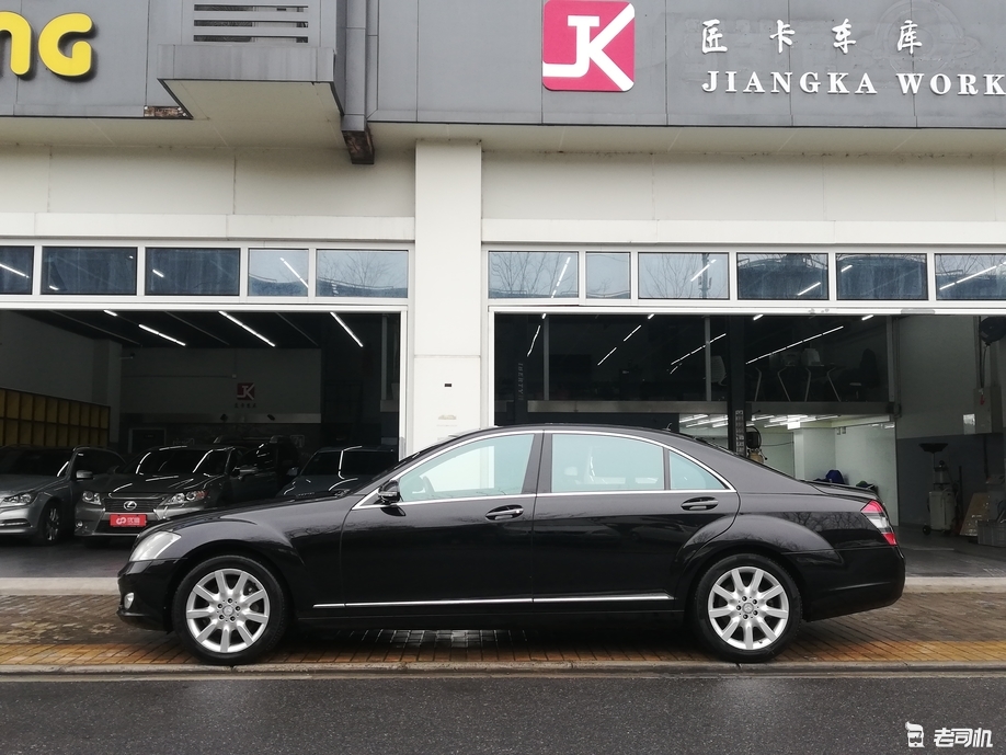 v8大自吸车型越野车,v8大自吸车