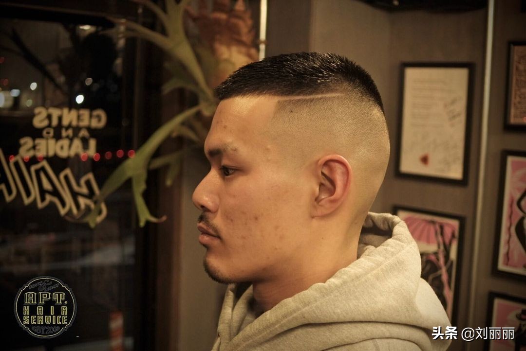 今年最流行颜色男发,今年最流行男发