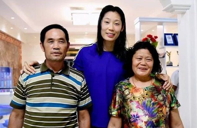 朱婷的第一贵人,世界上最霸气的排球女王朱婷