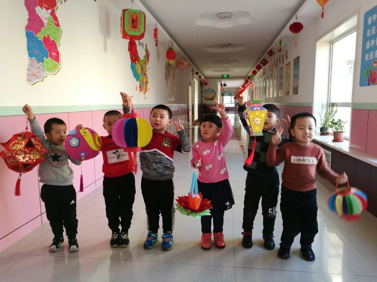 幼儿园元宵佳节灯展,朔州市平鲁区紫晨广场花灯
