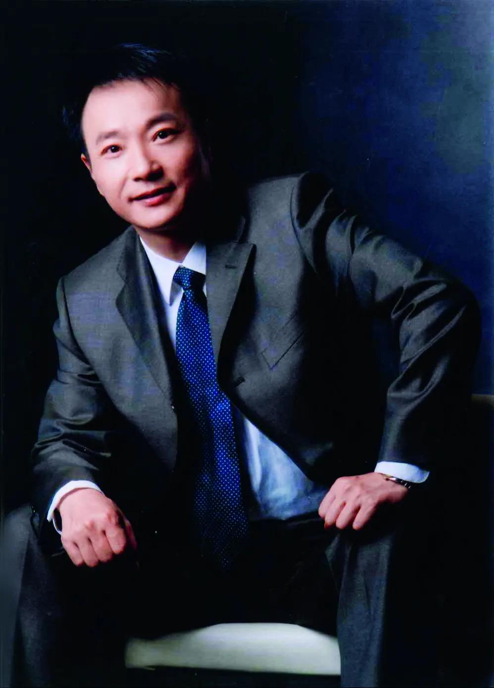 张志彤:傲雪凌霜,从容不迫的雪域之王——“雪豹”