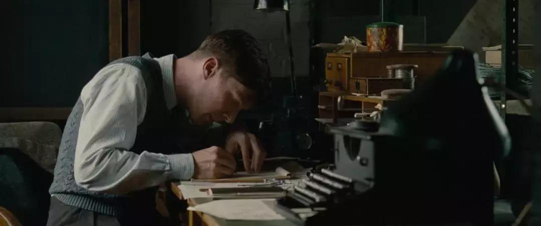 真人真事改编天才与疯子的距离,真人真事改编恐怖的人性实验