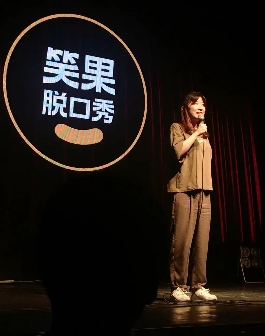 当女人们开口讲段子:现在的尺度都太小了